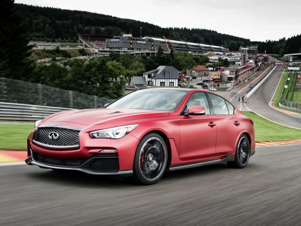 Infiniti q50 Eau rouge