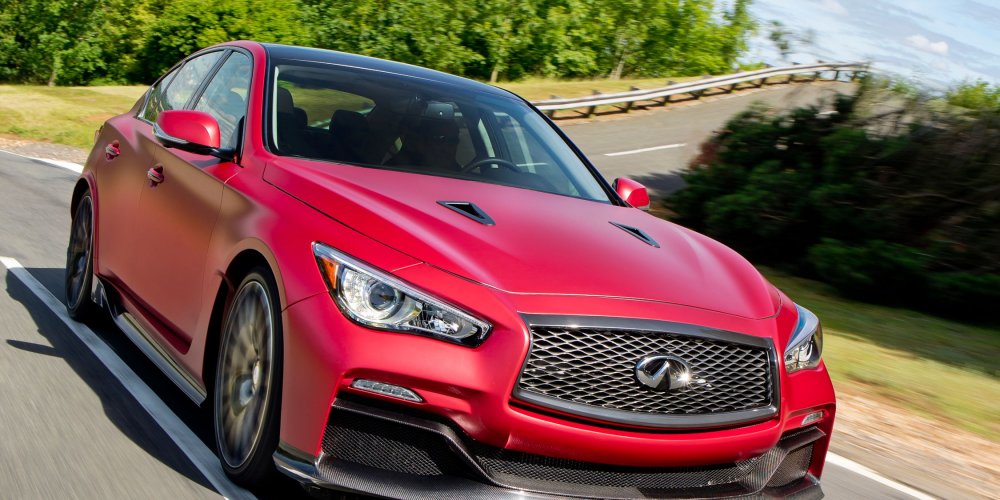 Infiniti q50 rouge