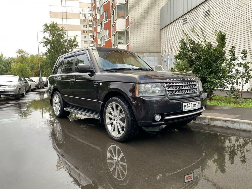 Range Rover Sport коричневый