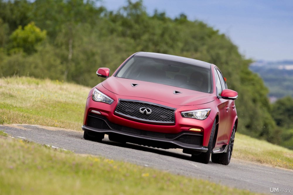 2014 Infiniti q50 Eau rouge