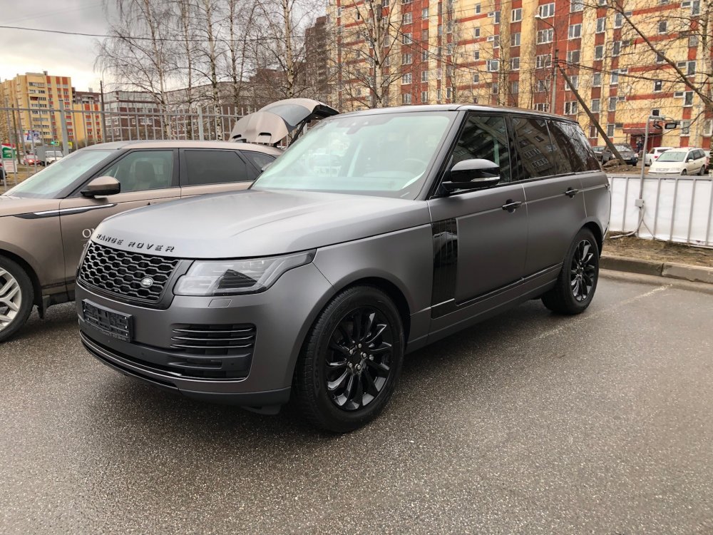 Portofino Blue range Rover