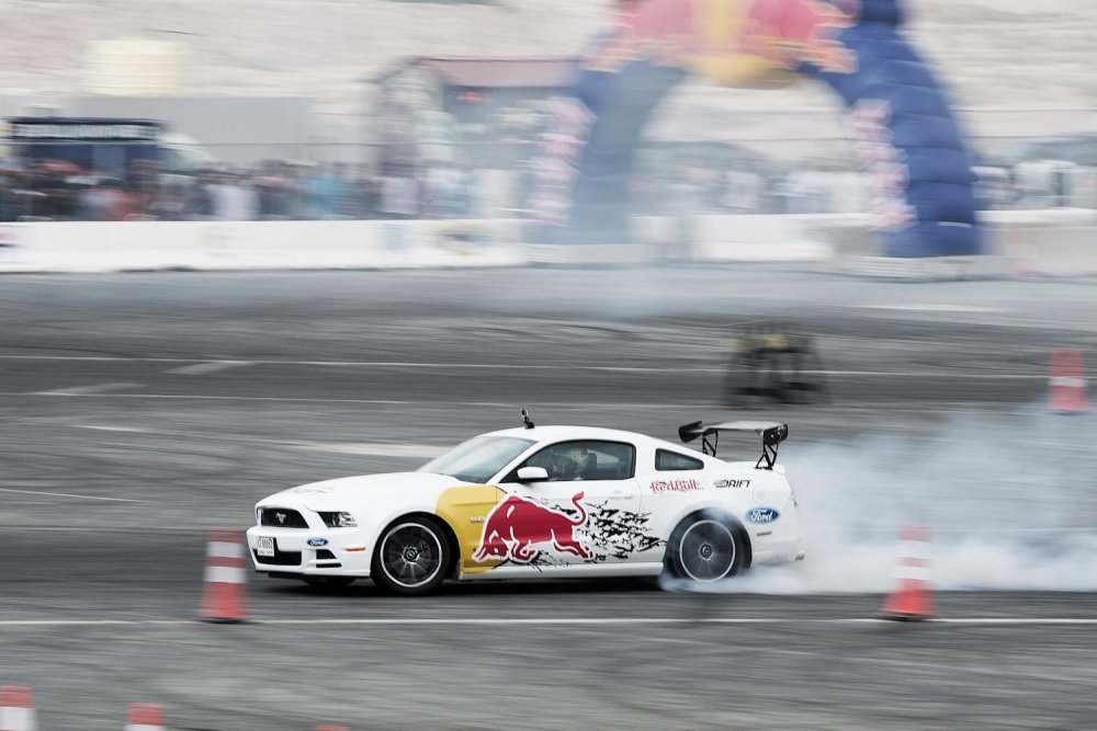 BMW m4 Red bull Drift brothers