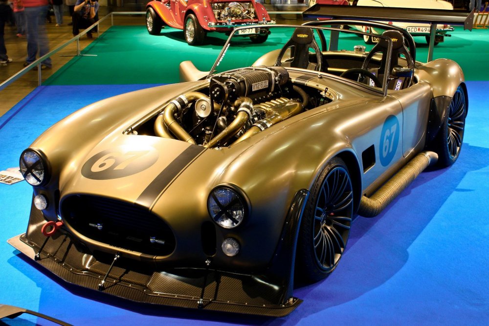 AC Cobra (автомобиль Shelby AC Cobra)