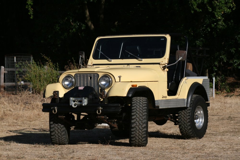 Jeep DJ-5