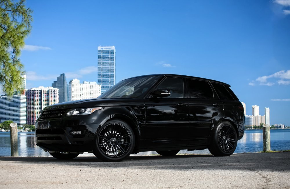 Range Rover Sport черный