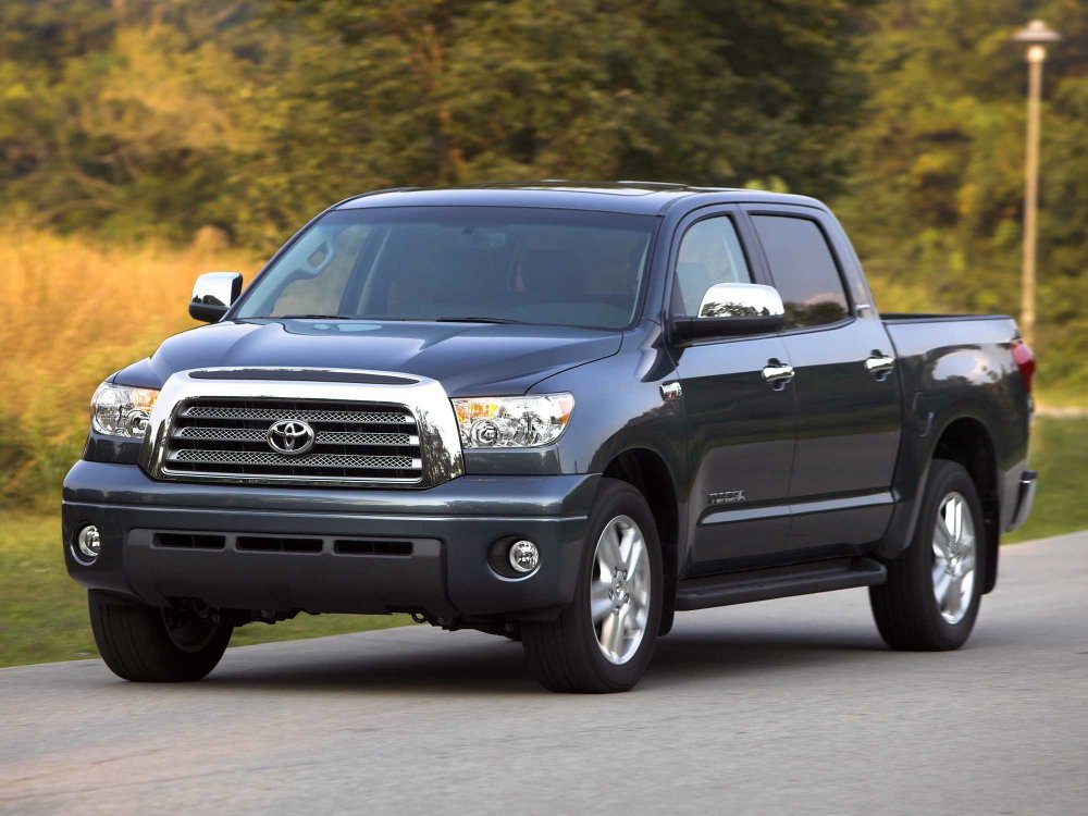 Toyota Tundra CREWMAX II