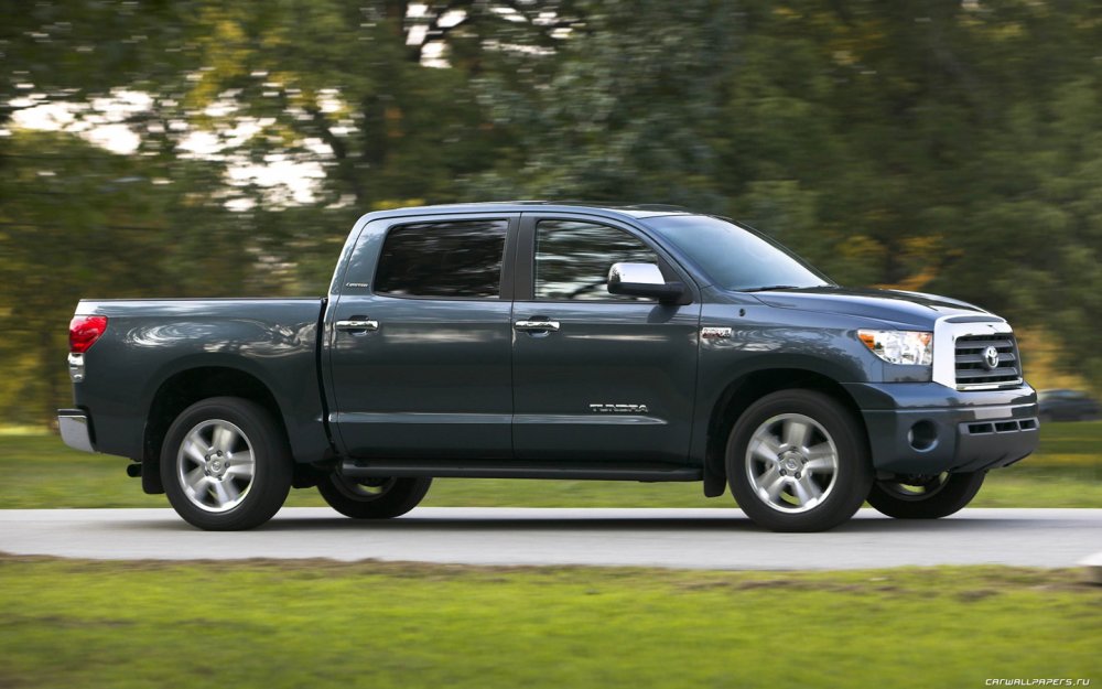 Toyota Tundra CREWMAX