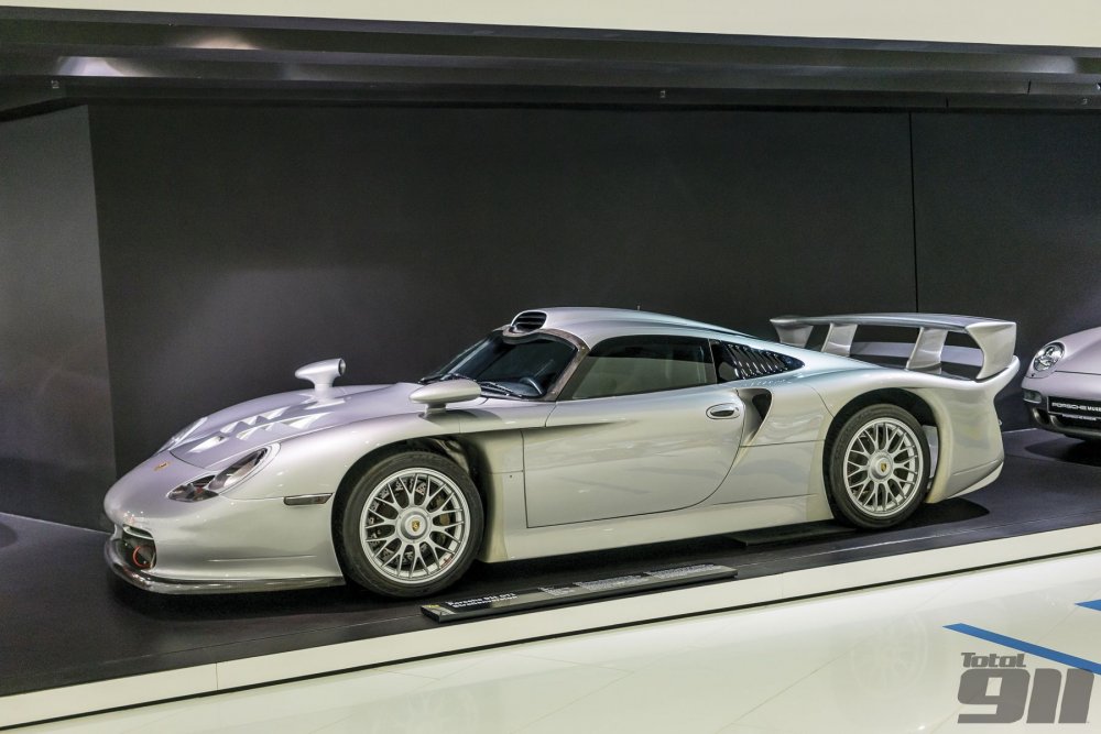 Porsche 911 gt1 Ле ман