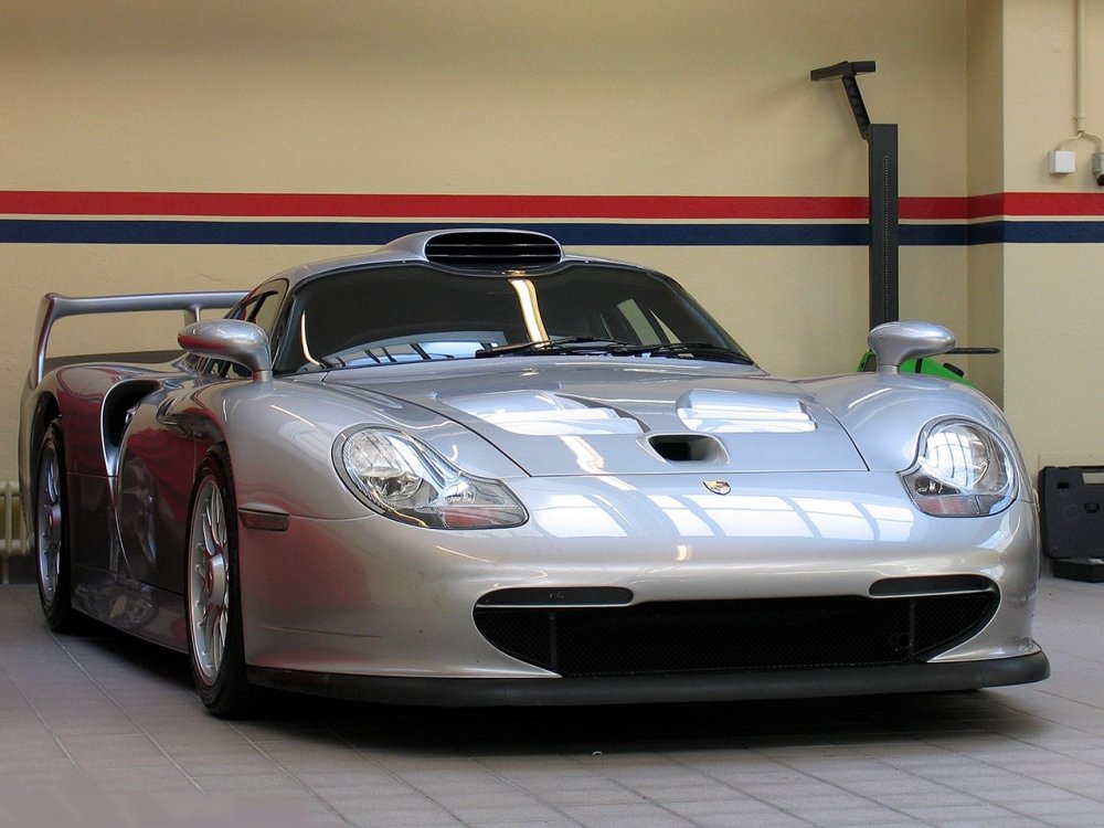 Porsche 911 gt1 EVO 1997