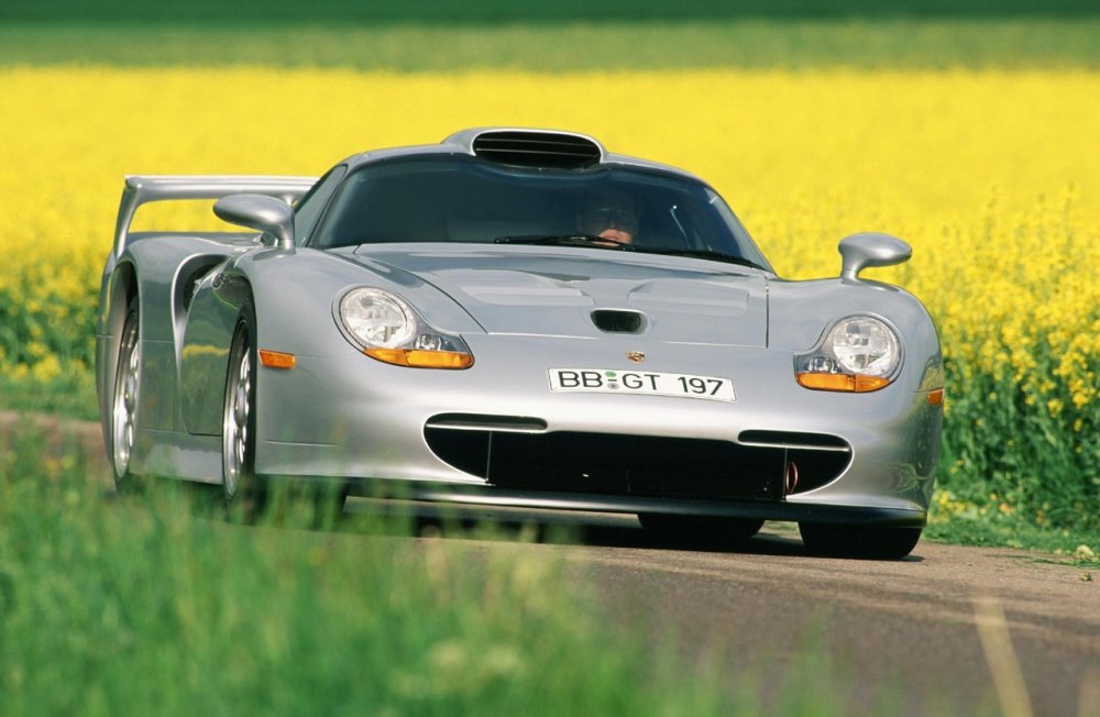 Porsche 911 gt1 Strassenversion