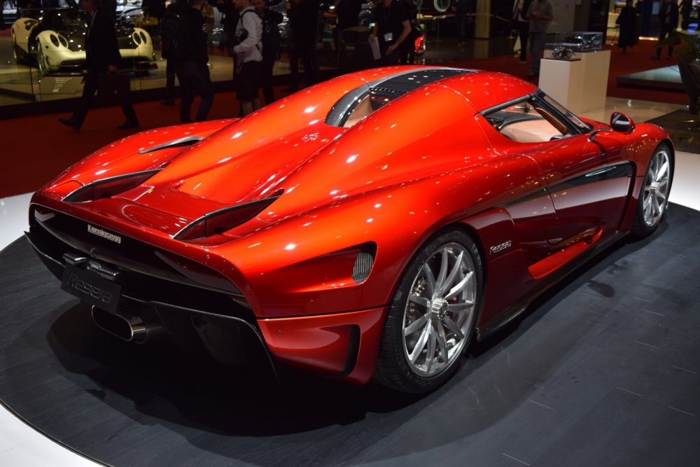 Кенигсегг Regera Carbon