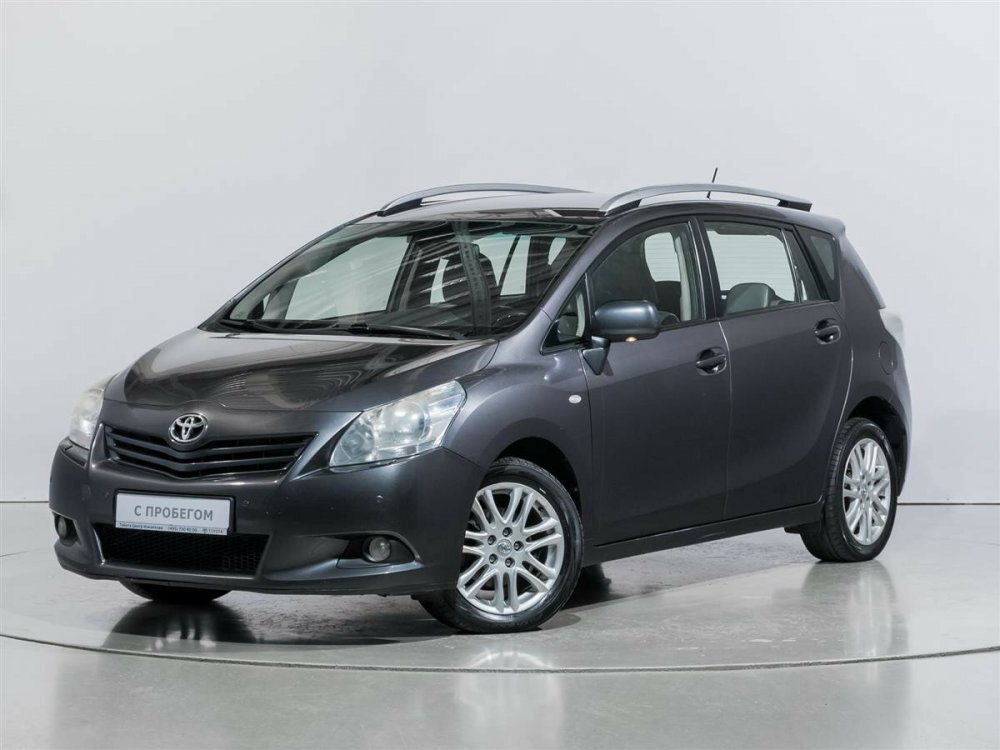 Toyota Verso 2011