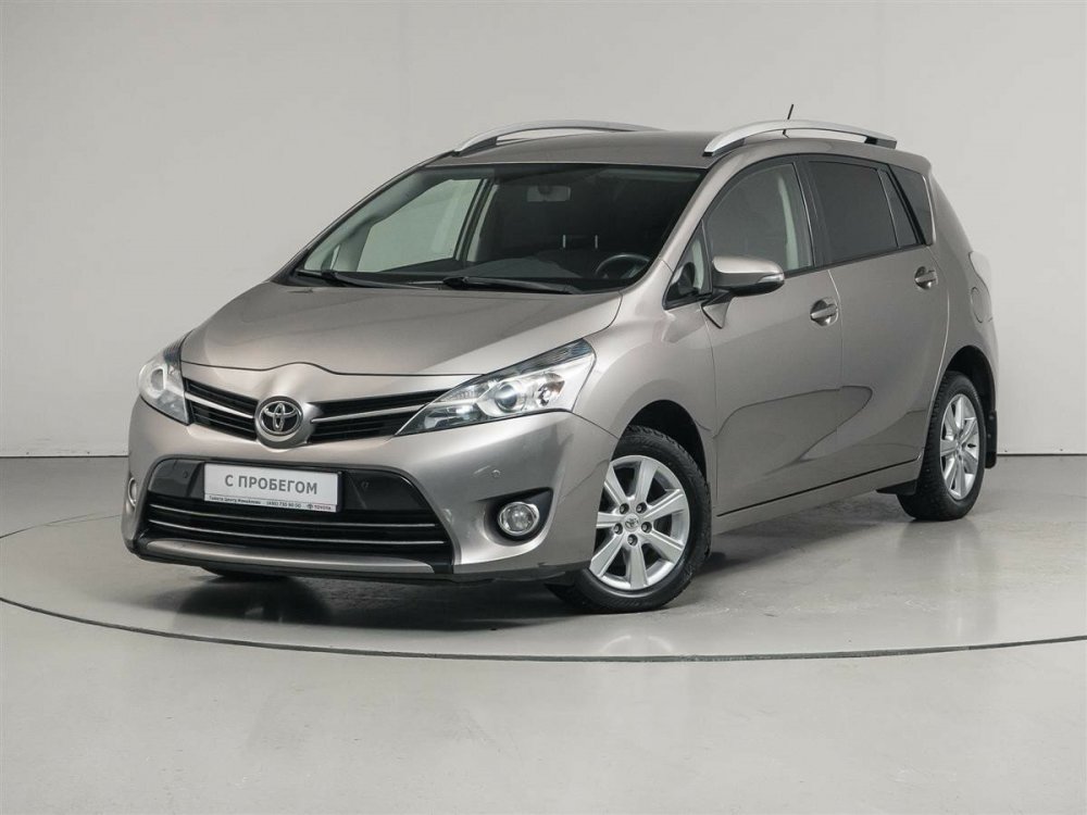 Toyota Corolla Verso 2012