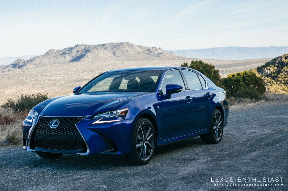 Lexus GS F 2020 вес