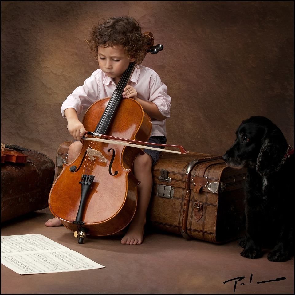 Мальчик с виолончелью