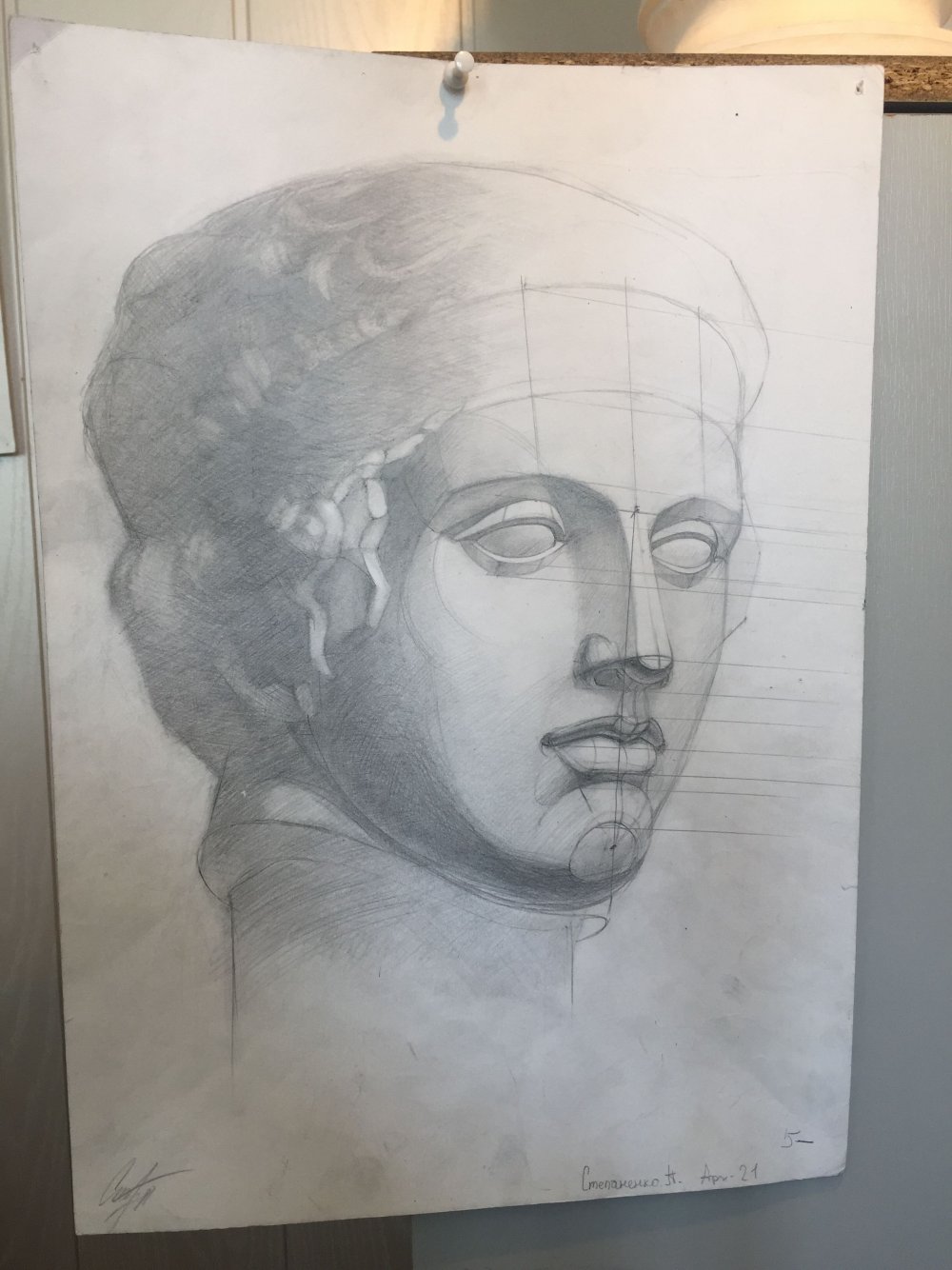 Поэтапное рисование гипсовой головы Венеры
